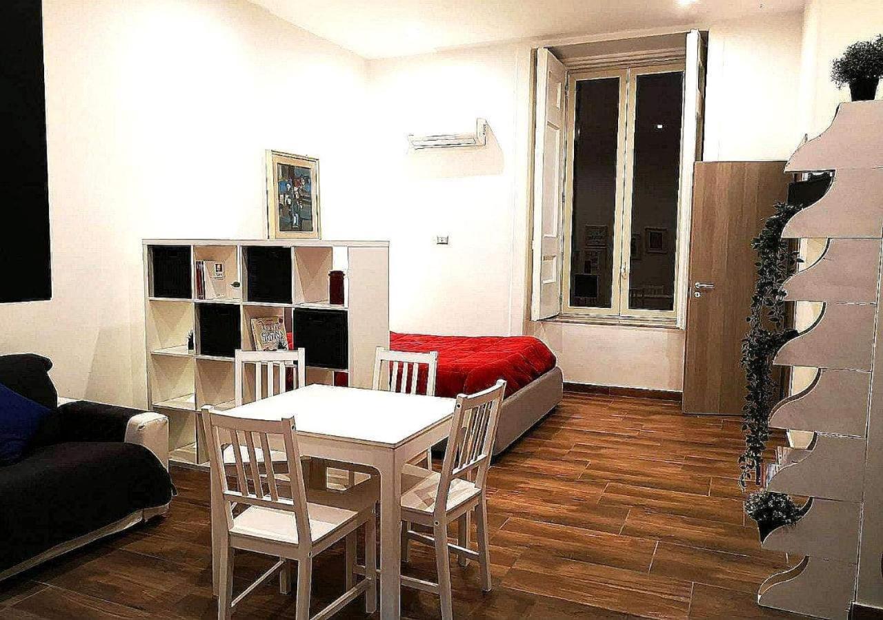 Piazza Dante 22 Apartment Naples Luaran gambar